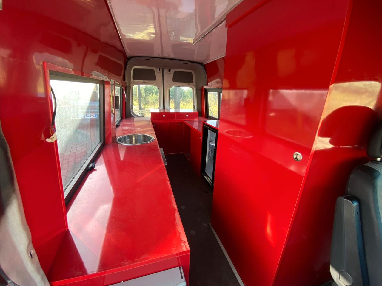 Mercedes Sprinter 310 allestimento food truck autonegozio