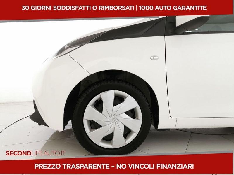 Toyota Aygo 5p 1.0 x-play my15