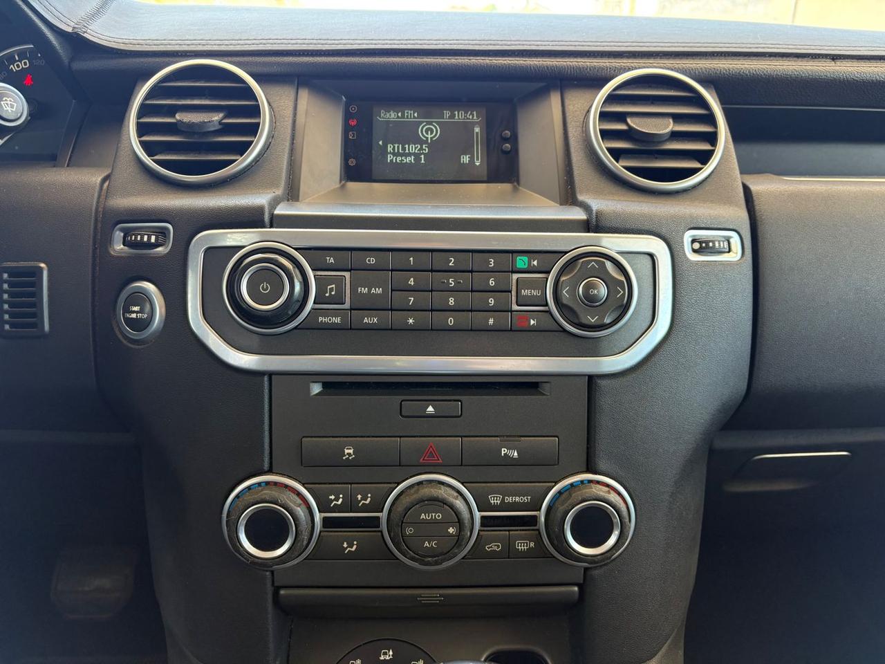 Land Rover Discovery 4 SE 2.7 TDV6 #10238