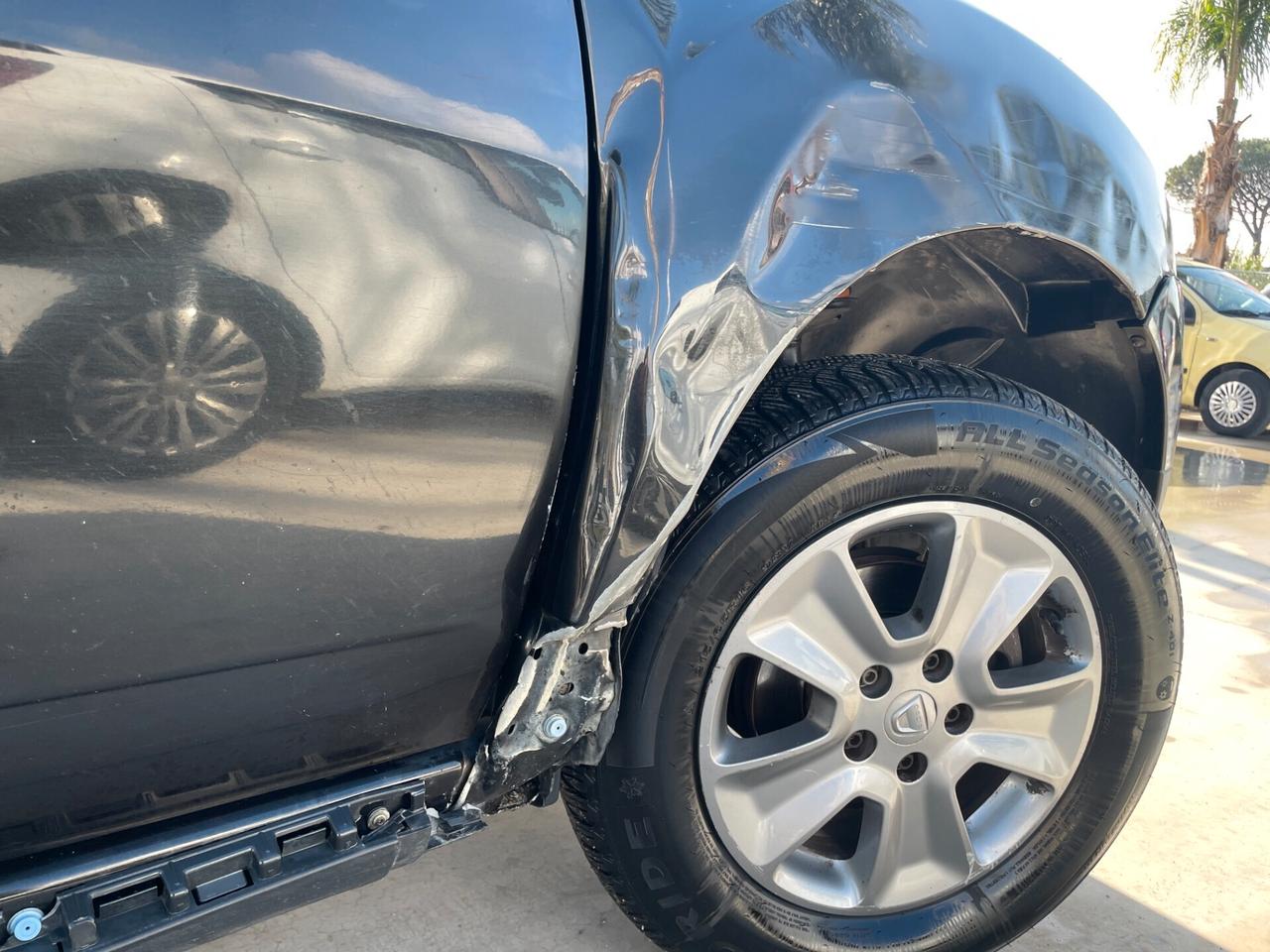 DACIA DUSTER ANNO 2015 4x4 1.5 DIESEL 109 CV