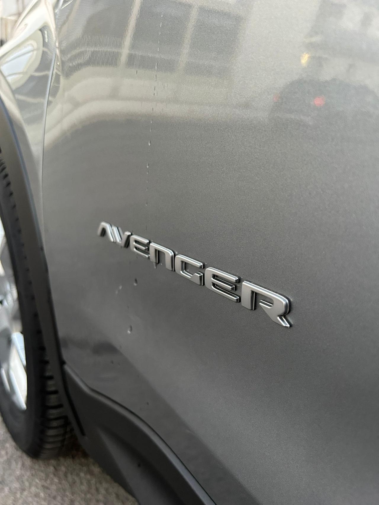 Jeep Avenger 1.2 Turbo 100 CV Altitude-2024 LED/17"/NAVI