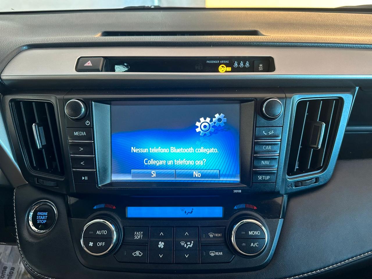 Toyota RAV 4 RAV4 2.0 D-4D 2WD Business