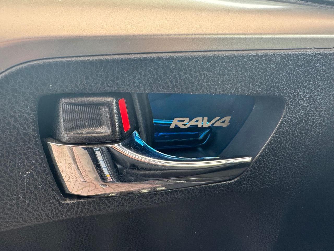 Toyota RAV 4 Active 2.0 D-4D