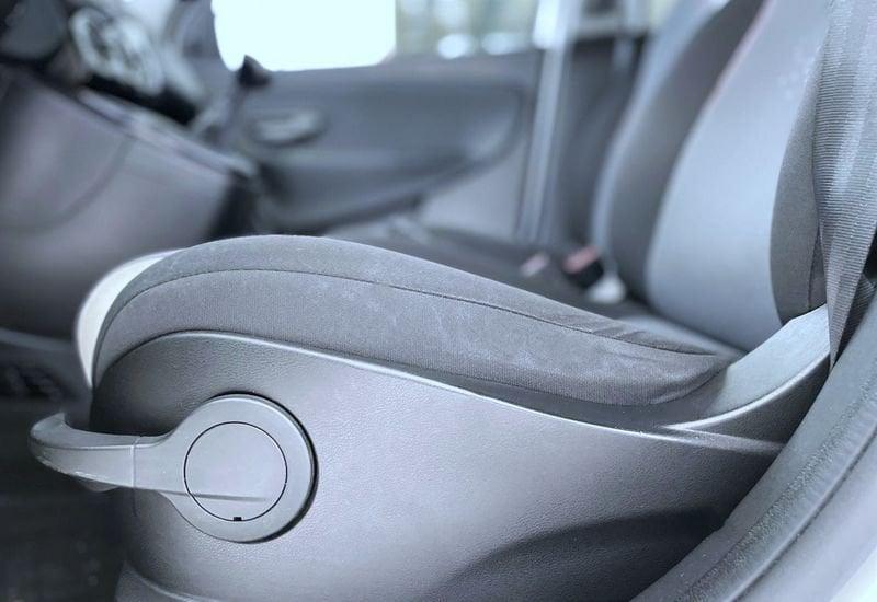 Lancia Ypsilon Ypsilon 1.3 MJT 16V 95 CV 5 porte S&S Elefantino