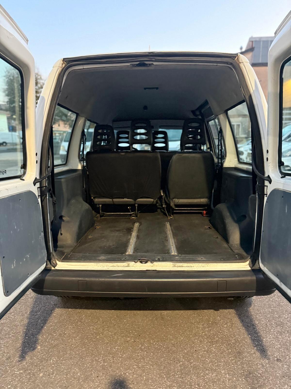 Scudo 2.0 JTD (94 CV) Combi 8 posti