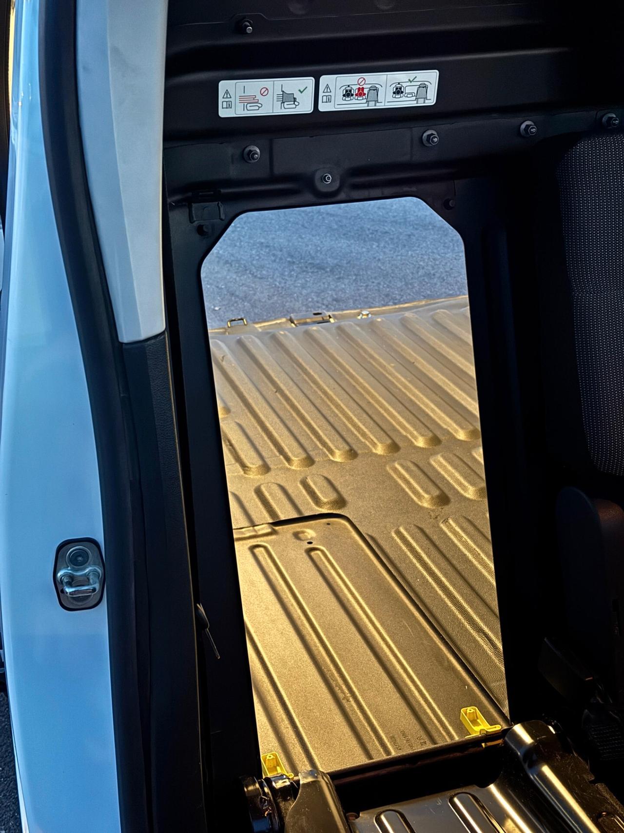 Peugeot Partner 1.5 BlueHDi 100 cv S&S L1 Furgone Pro