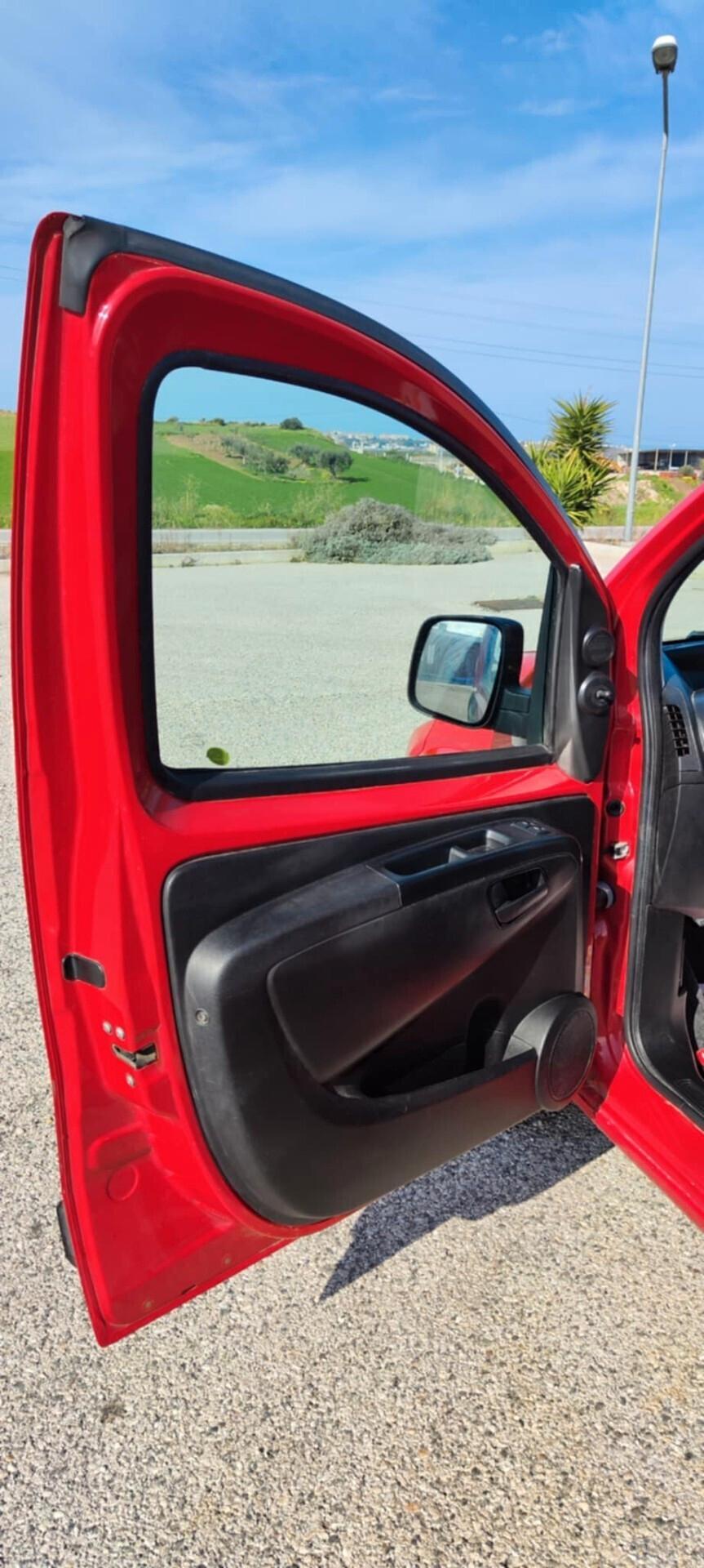 Fiat Qubo 1.3 MJT 75 CV Trekking