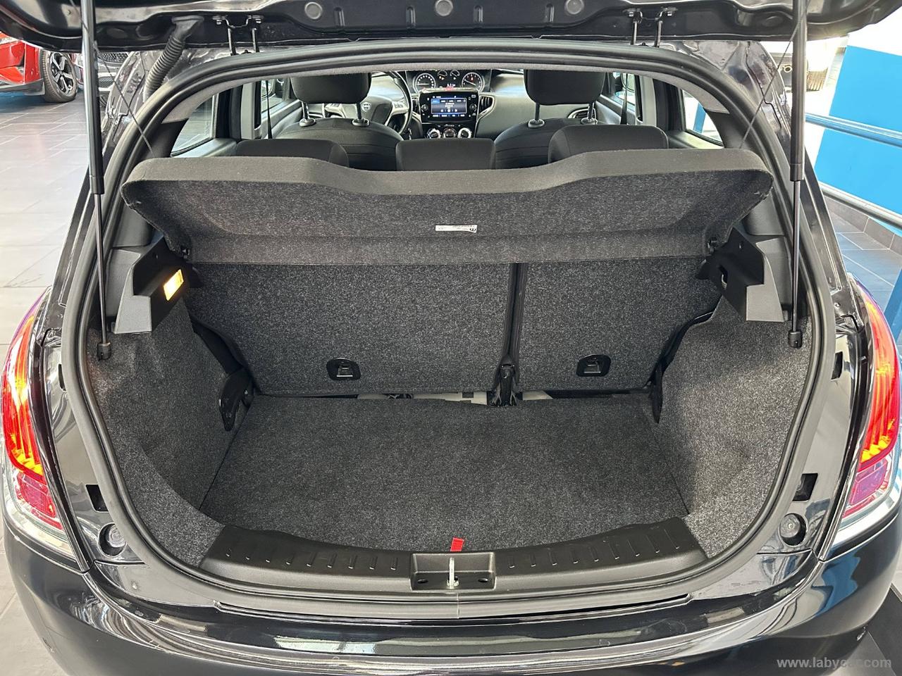 LANCIA Ypsilon 1.0 FireFly 5p.S&S Hybryd Gold