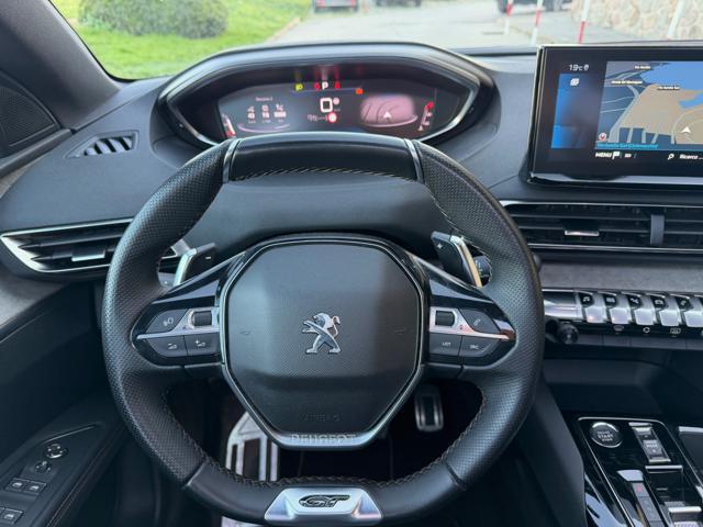 PEUGEOT 3008 HDi 130CV GT AUTO+TETTO APRIB+PELLE+18+RCAM+2PDC