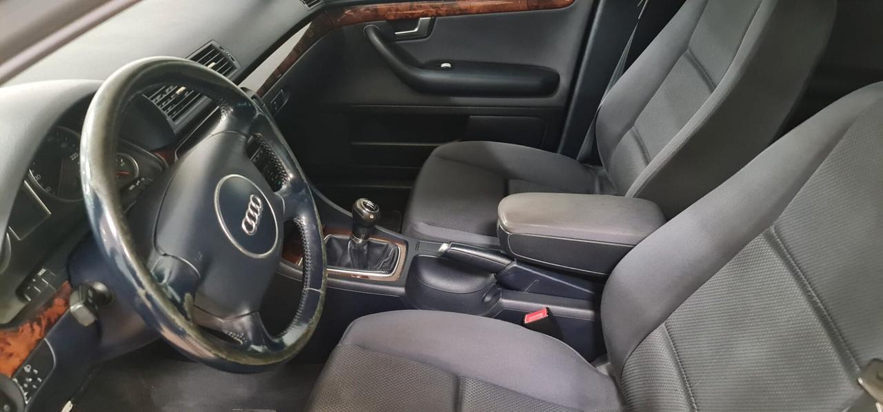 Audi A4 1.9 TDI/130 CV cat