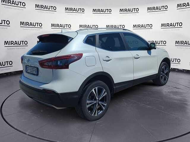 Nissan Qashqai 1.3 DIG-T 140 N-Connecta
