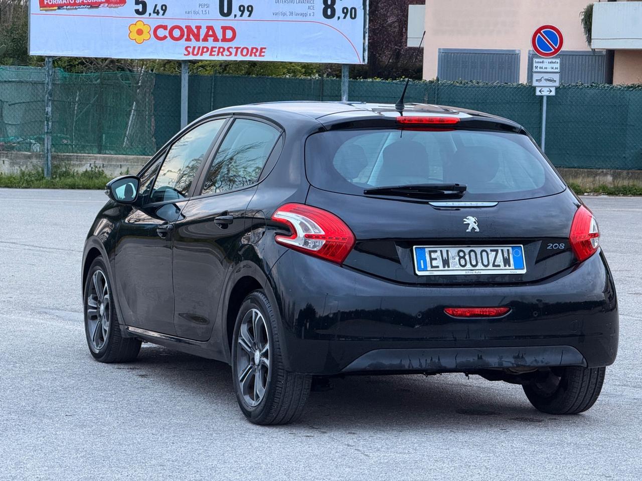 Peugeot 208 2014 GPL GARANZIA 12 MESI