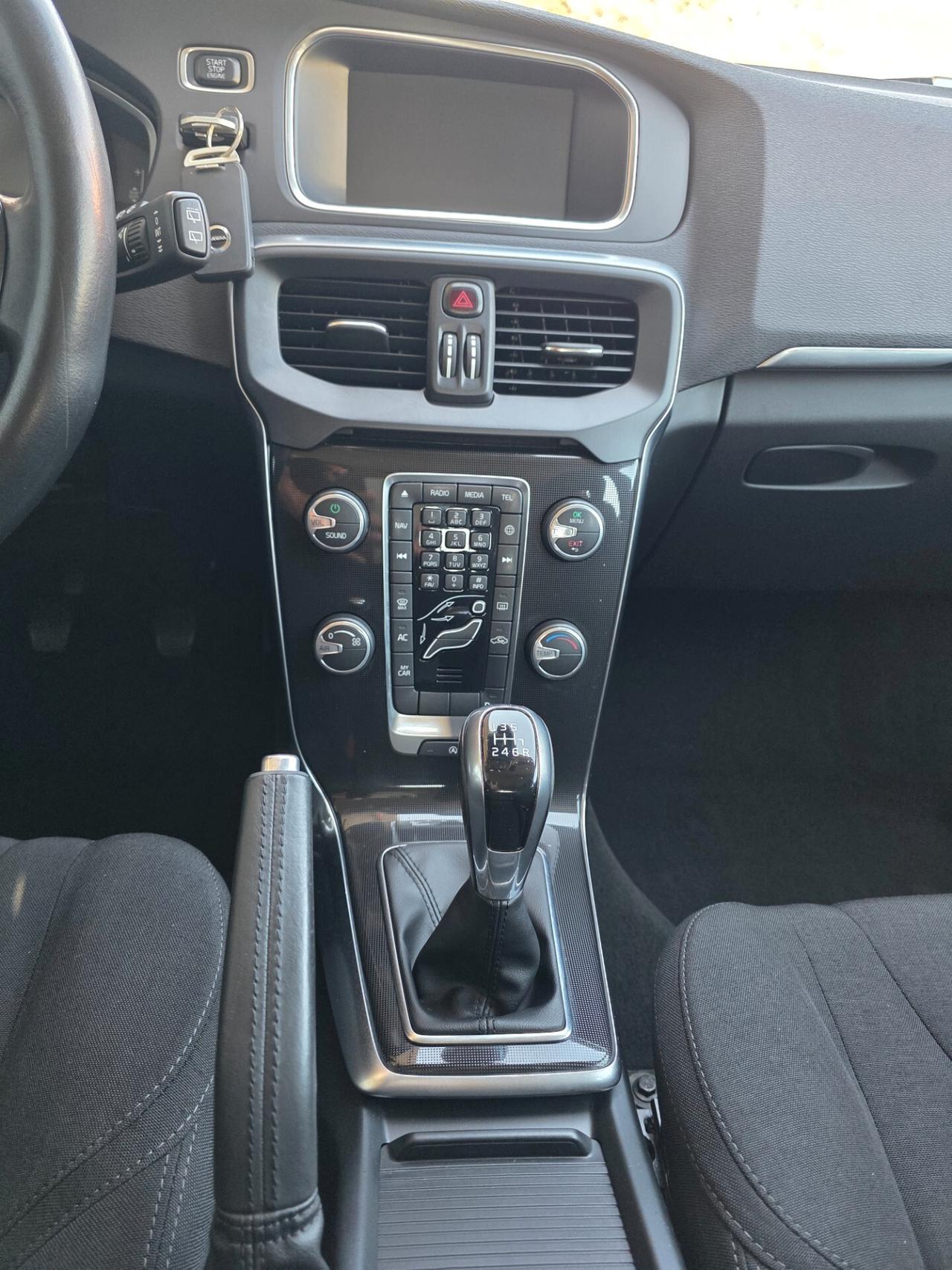 Volvo V40 D2 Momentum