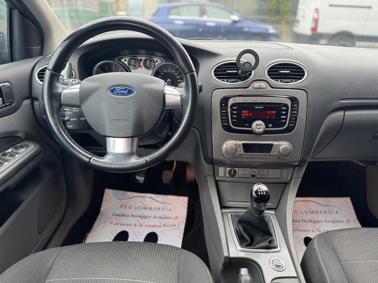 Ford Focus 1.6 (115CV) 5p. Bz.- GPL Titanium