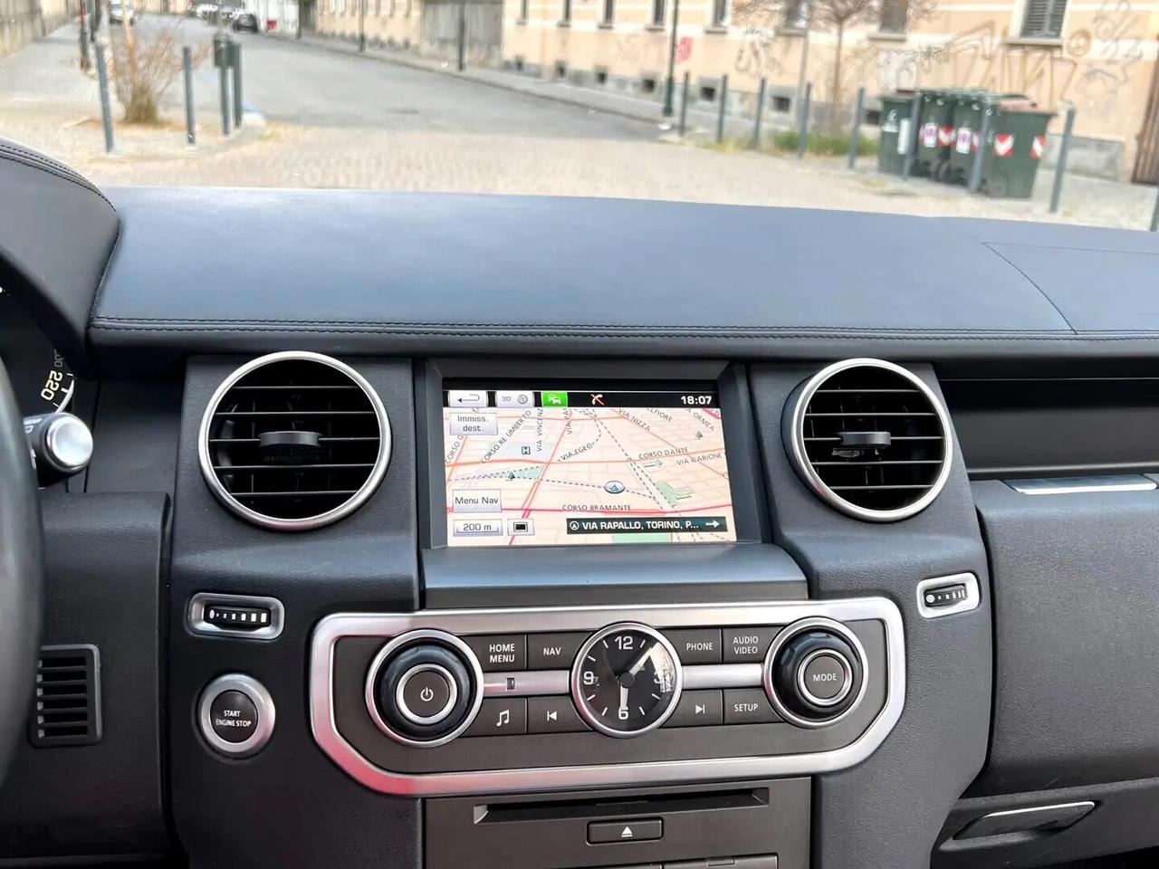 Land Rover Discovery 4 3.0 SDV6 249CV SE