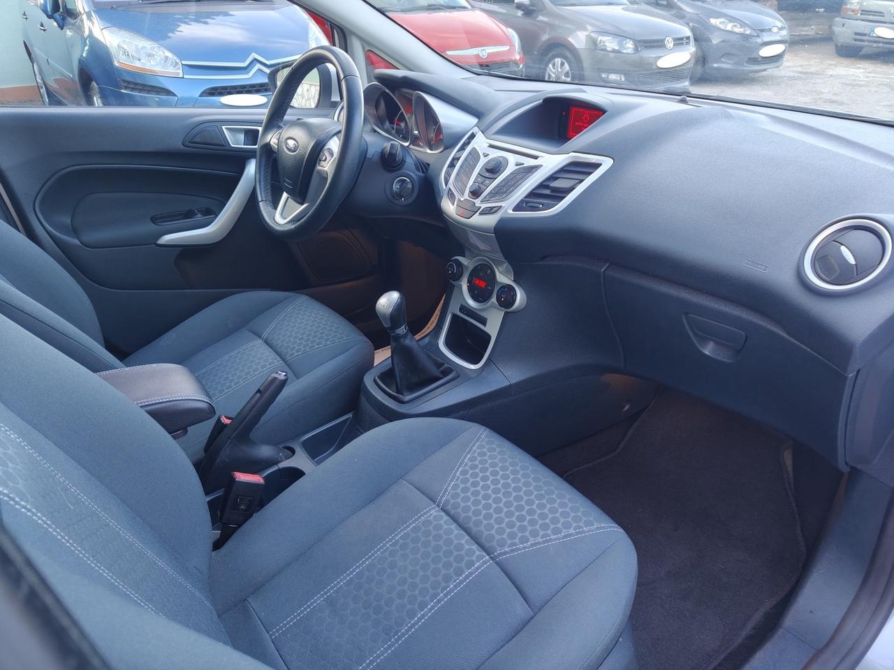 Ford Fiesta 1.6 TDCi 95 CV 5p. Titanium
