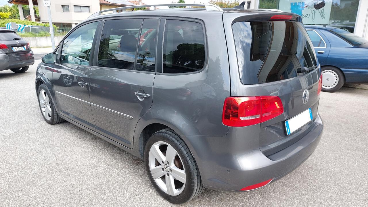 Volkswagen Touran Business 2.0 TDI 170 CV DSG Highline