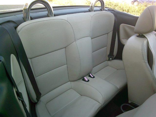 PEUGEOT 207 1.6 8V HDi 112CV CC Féline