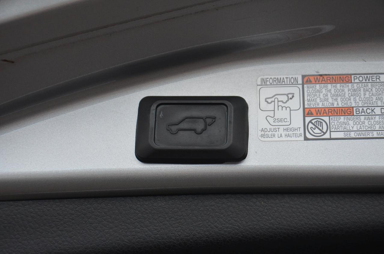 Toyota RAV 4 2.5 Hybrid 2WD Style