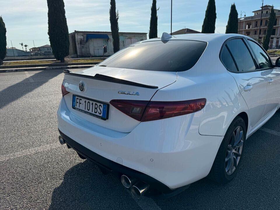 Alfa Romeo Giulia 2.2 Turbodiesel 150 CV