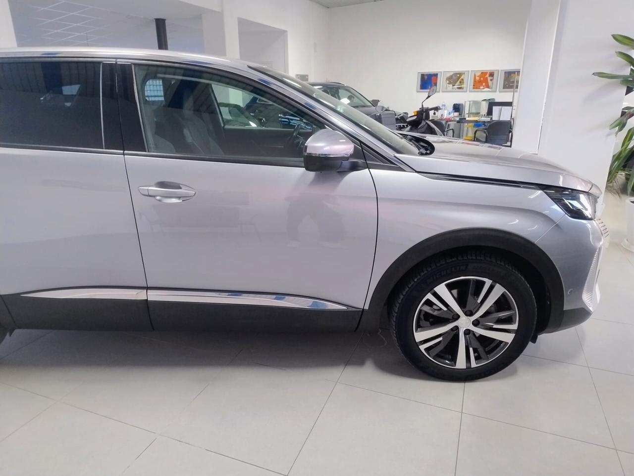 Peugeot 3008 BlueHDi 130 S&S EAT8 Allure