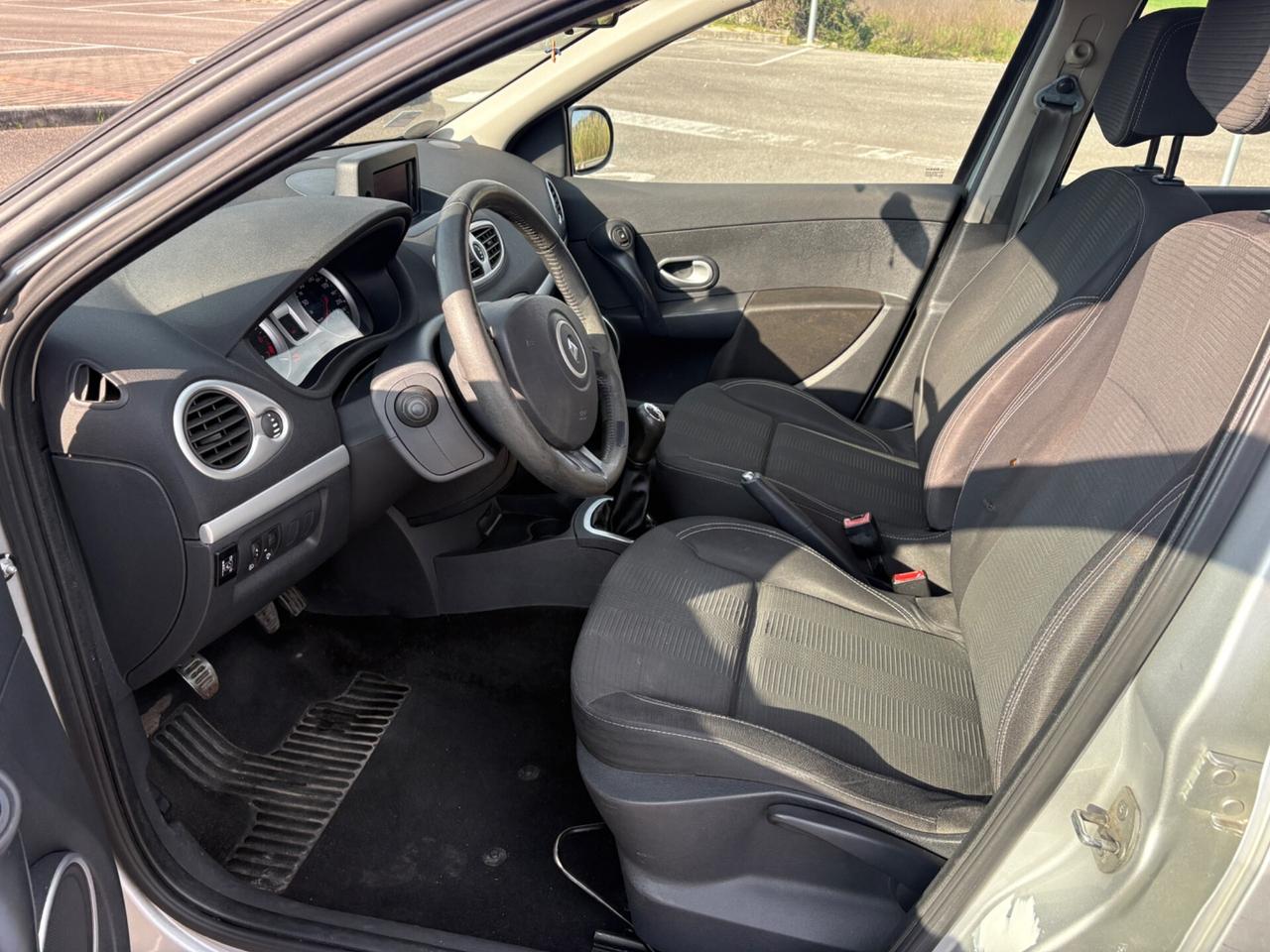 Renault Clio 1.1 BENZ/GPL*2010*NAVIGATORE*GPL2030