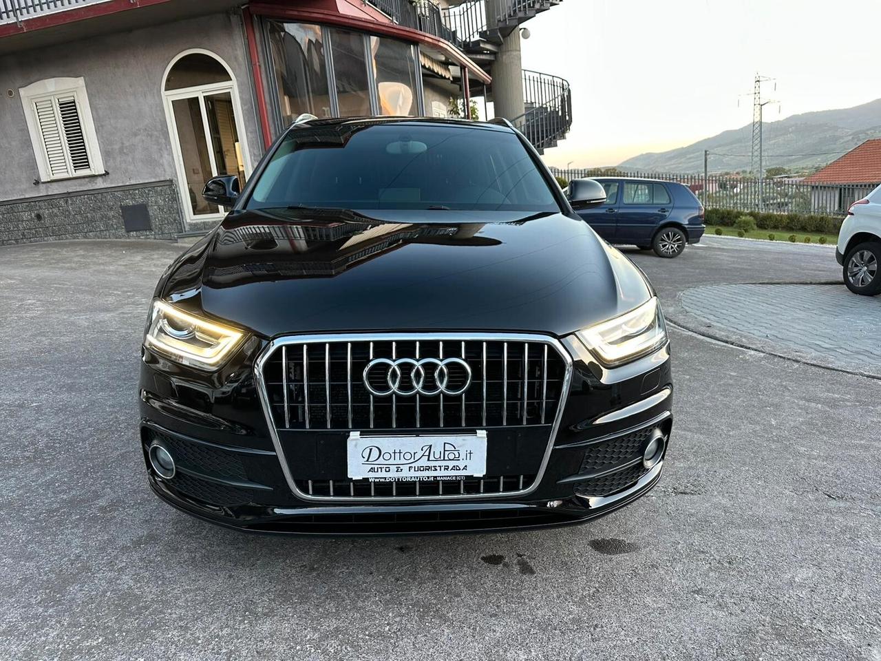 Audi Q3 2.0 TDI S-LINE 140 CV