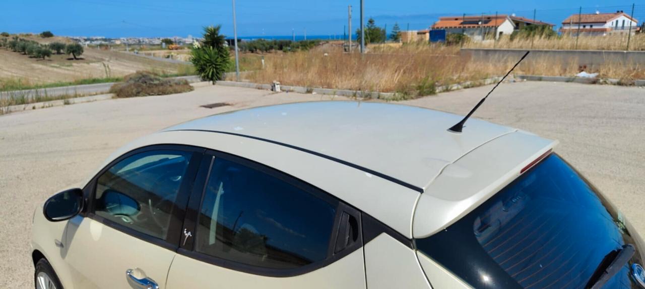 Lancia Ypsilon 1.3 MJT 16V 95 CV 5 porte S&S Platinum