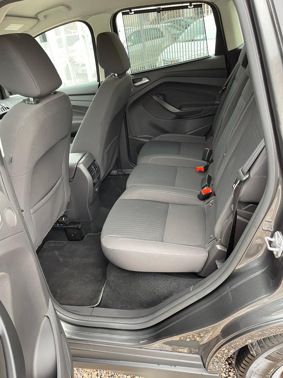 Ford C-Max 1.5 tdci Titanium AUTOMATICA CLIMATRONIC CRUISE APPLE CAR PLAY MULTIFUNZIONE