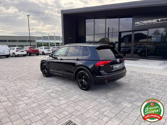 VOLKSWAGEN Tiguan 2.0 TDI SCR DSG Sport R-Line
