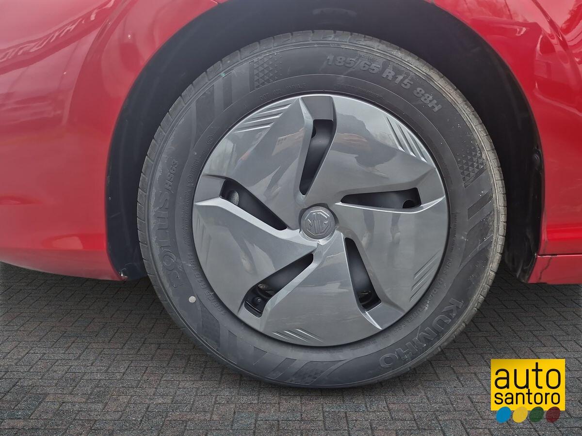 MG MG3 1.5 STANDARD DIAMOND RED