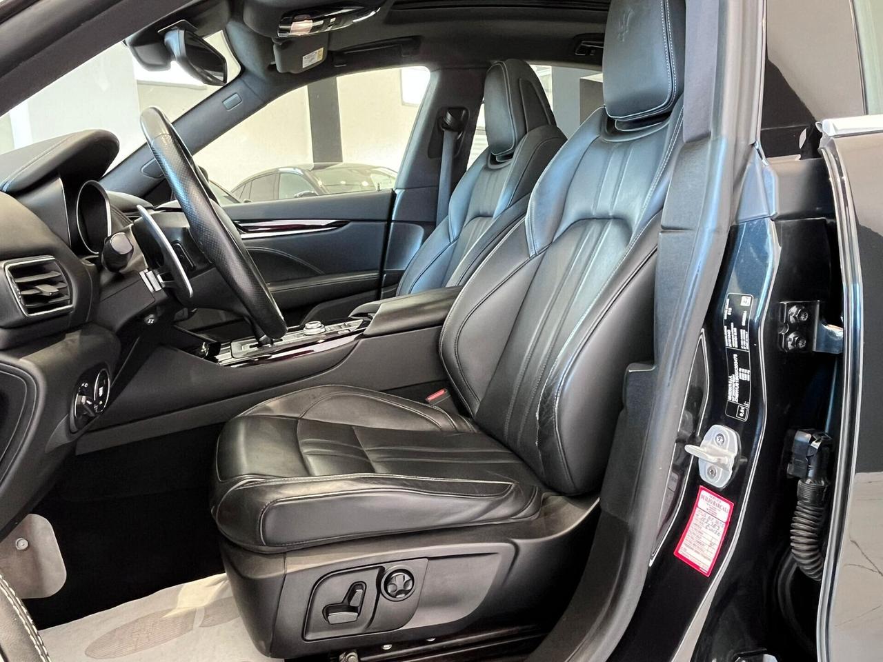 MASERATI LEVANTE 3.0 250CV GRANSPORT TETTO APRIBILE