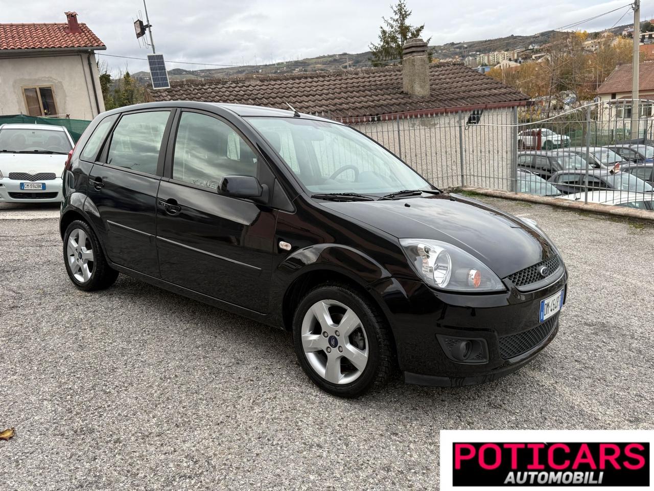 Ford Fiesta 1.5 TDCi 75CV 5