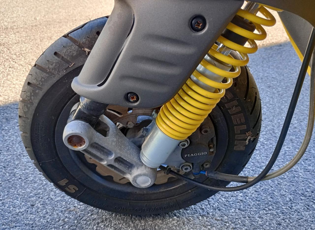 Piaggio Zip SP