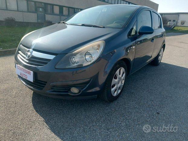 opel corsa benzina 1.2+ GPL