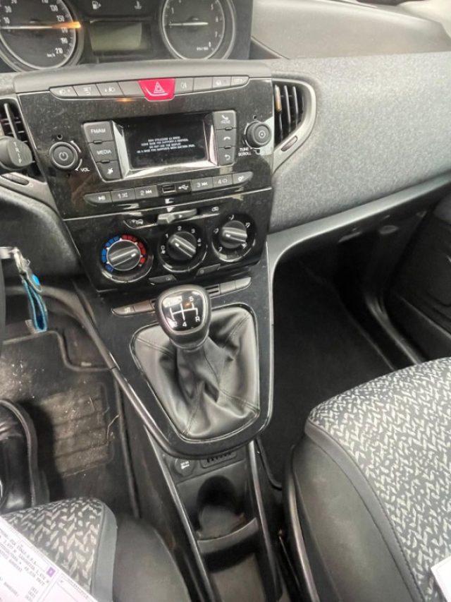 LANCIA Ypsilon 1.2 69 CV 5 porte Elefantino Blu