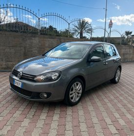 Volkswagen Golf VI 1.6 TDI 105cv (77kw) Sport