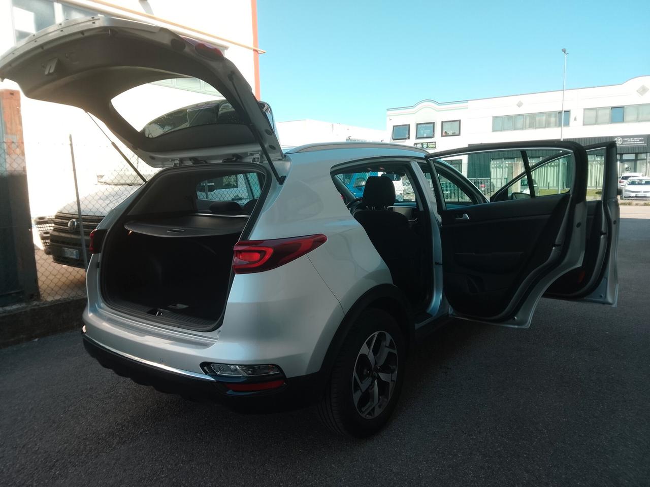 Kia Sportage 1.6 CRDi MHEV Business