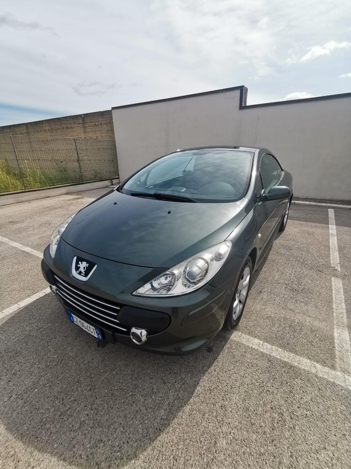 Peugeot 307 2.0 HDi FAP CC Féline