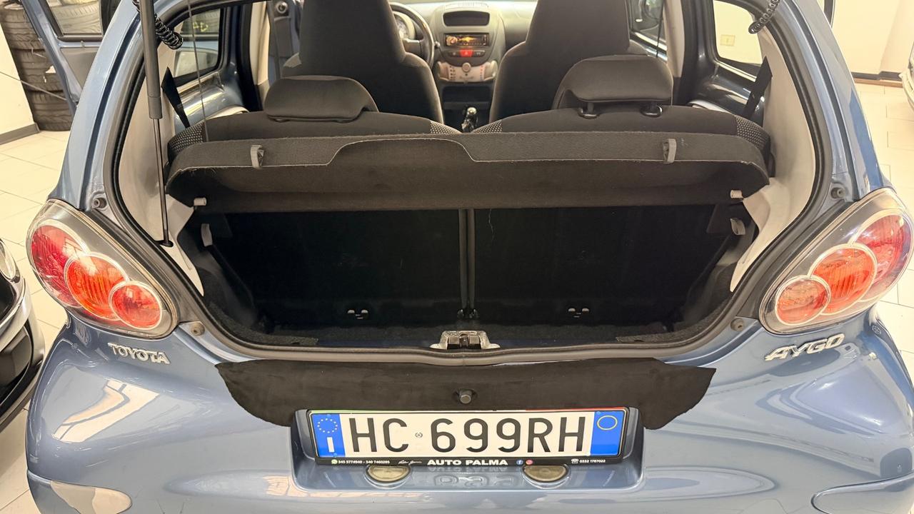 Toyota Aygo 1.0 12V VVT-i 5 porte Sol