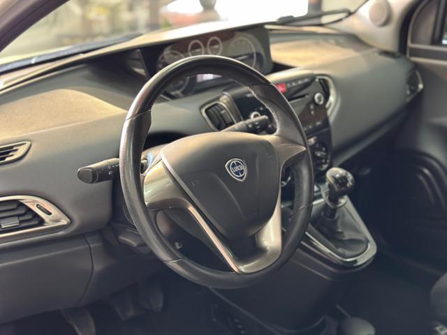 LANCIA Ypsilon 0.9 TwinAir 85 CV 5 porte Metano Ecochic Elefantin