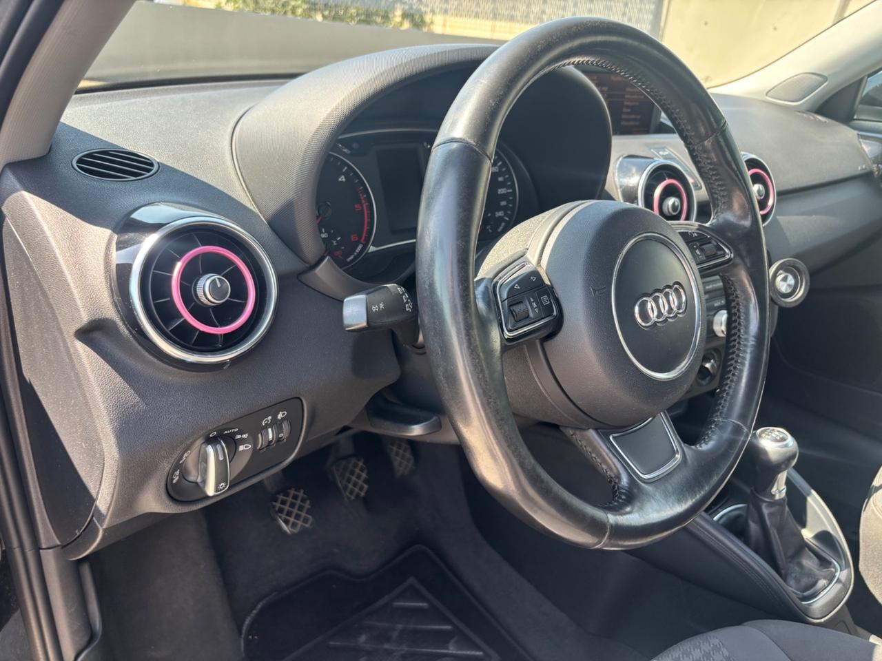Audi A1 1.6 TDI 105 CV Ambition