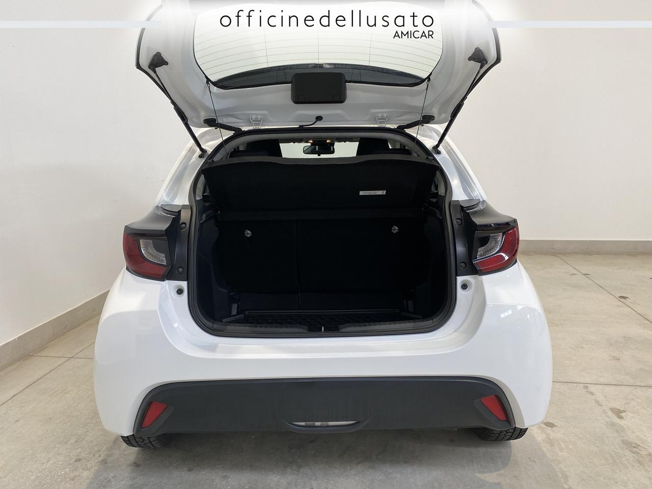 Toyota Yaris 1.0 vvt-i active