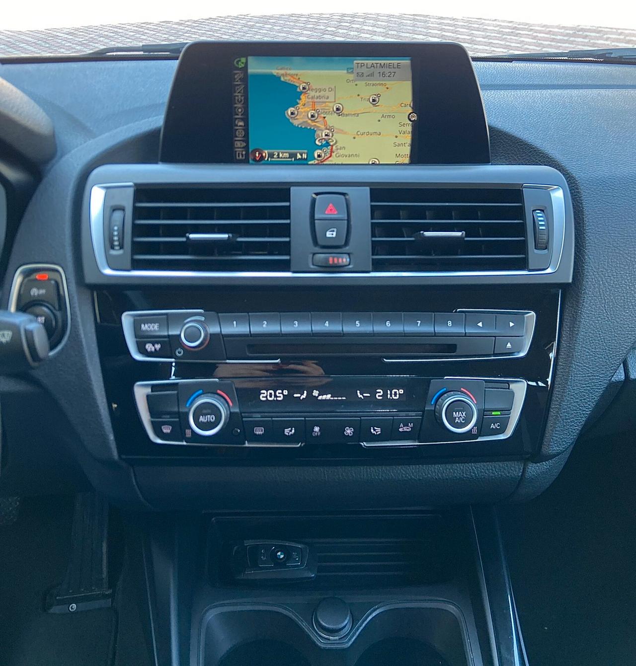 BMW Serie1 (F20) 118D 150cv Urban Automatico