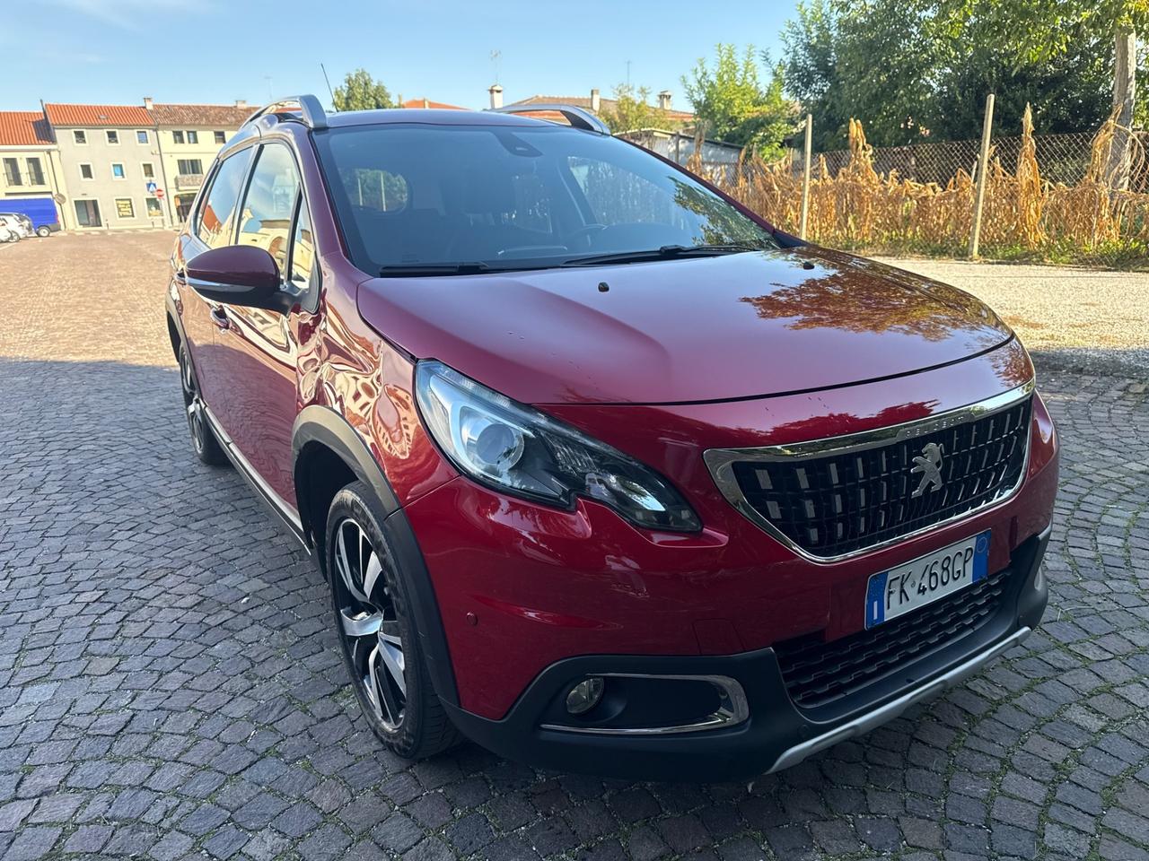 Peugeot 2008 BlueHDi 120 S&S Black Matt