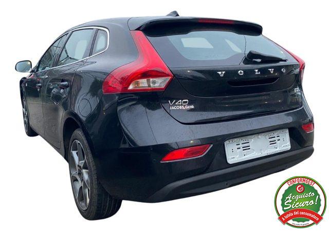 VOLVO V40 D2 'eco' Momentum