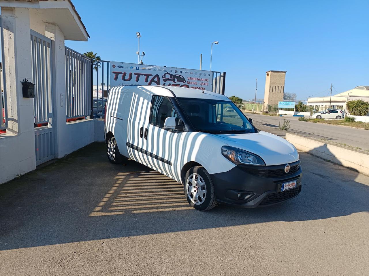 FIAT DOBLO' MAXi LAMIERATO 3 POSTI 1.6 MJT NAV.