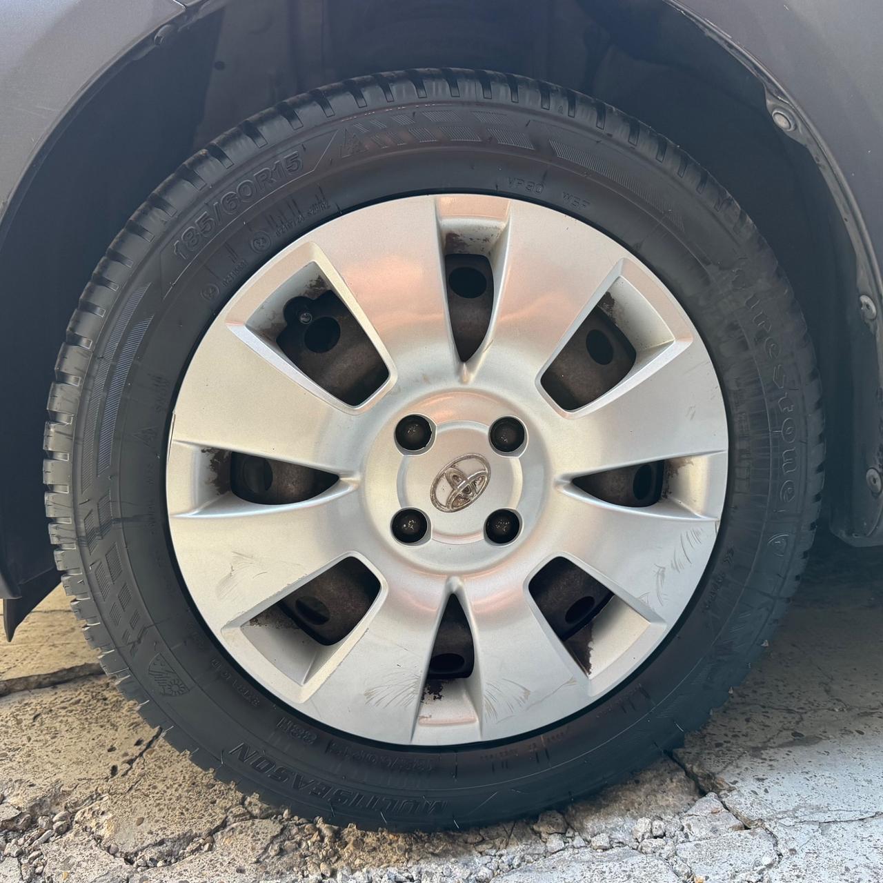 Toyota Yaris 1.0 5 porte Now