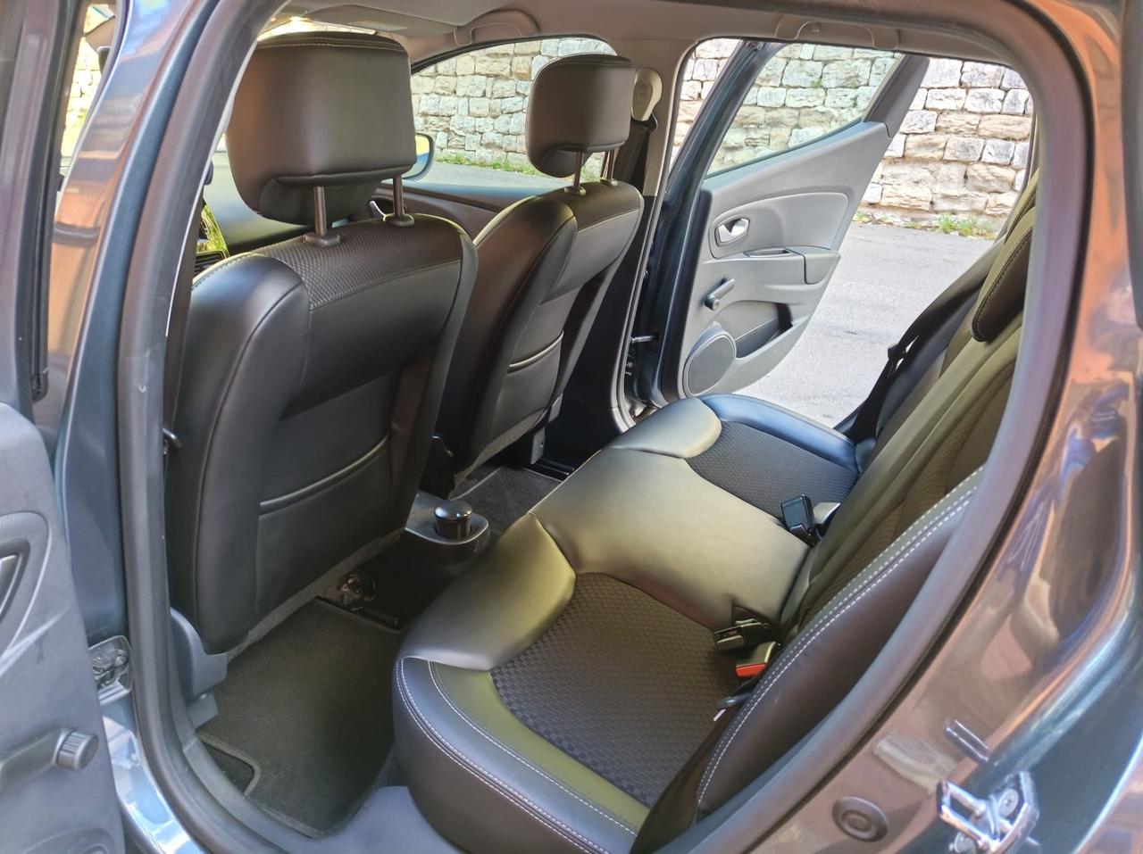 Renault Clio dCi 8V 75 CV 5 porte Duel2