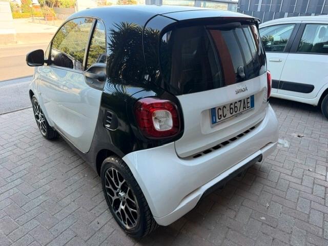 Smart ForTwo 70 1.0 twinamic BRABUS Style